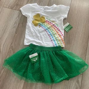 St. Patrick’s baby girl outfit 🍀